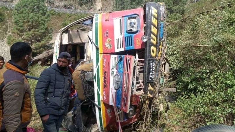 सल्यान दुर्घटनामा १२ को मृत्यु, ८ को सनाखत, चार जनालाई हेलिकोप्टरबाट कोहलपुर ल्याइयो