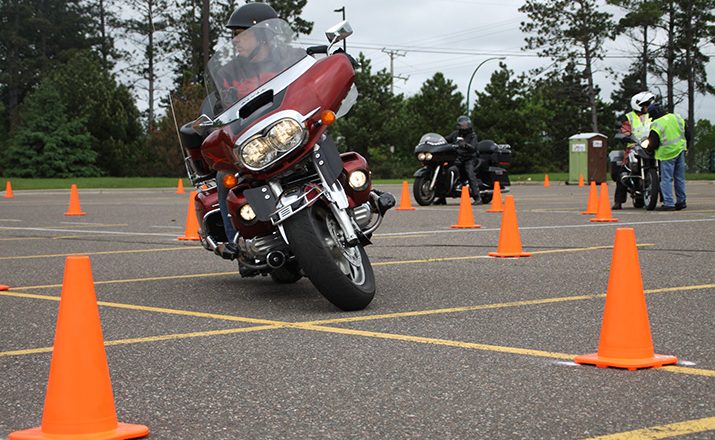 अर्काको नागरिकतामा आफ्नो फोटो टाँसेर सवारी चालक परिक्षा दिने योगी पक्राउ