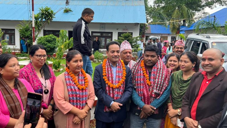 युवा तथा खेलकुद मन्त्री गहतराजद्धारा बाँके १ बाट उम्मेदवारी दर्ता