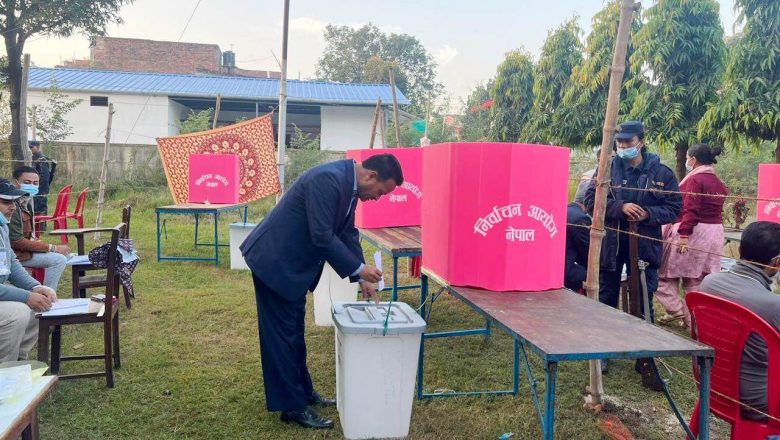 युवा तथा खेलकुद मन्त्री अथकद्धारा मतदान