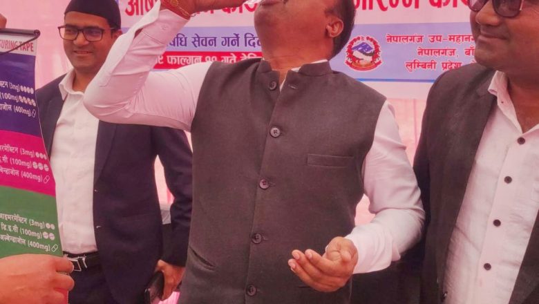 बाँकेमा हात्तीपाइलेको औषधी खुवाउने अभियान शुरु, ६ लाख बढीलाई खुवाइने