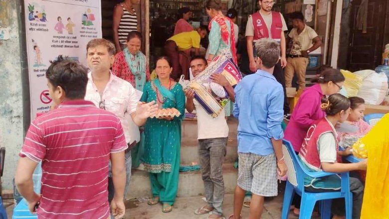 बाँके, बर्दिया र कैलालीमा ‘तातो हावा परियोजना’ अन्तर्गत विभिन्न सामाग्री बितरण