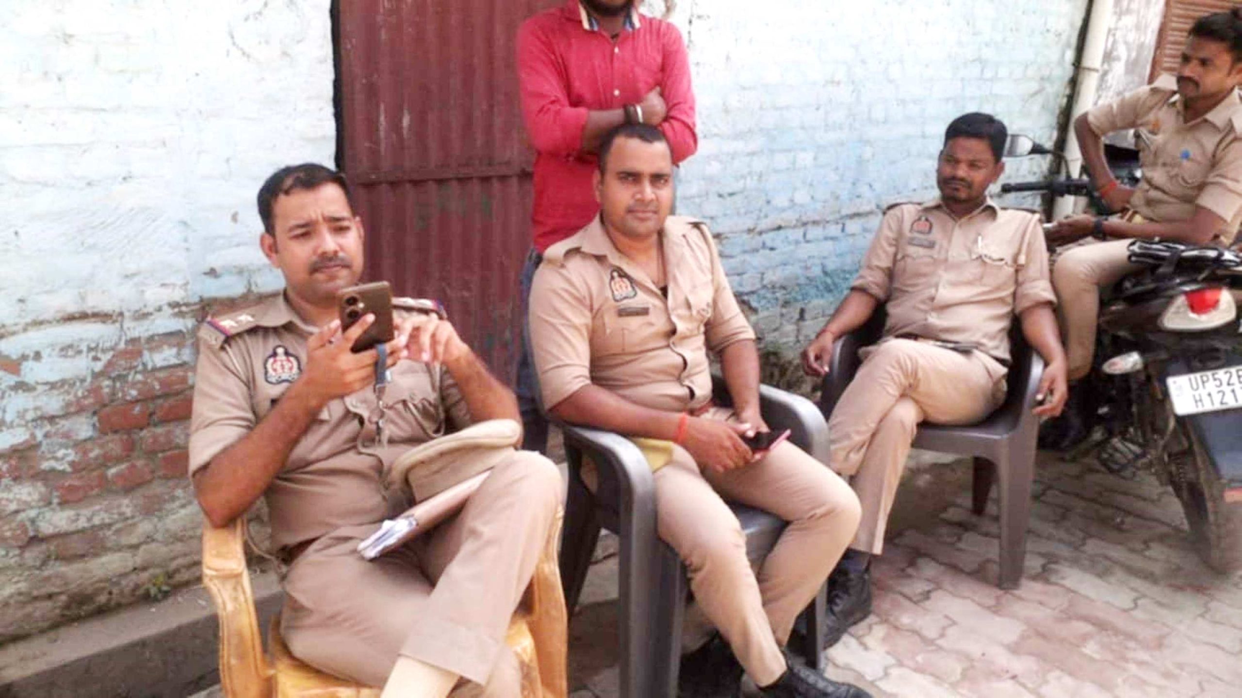 सीमापारी भारतको रुपैडिहामा मृत भेटिएका नेपाली युवक कोहलपुरका अरुण वर्नवाल रहेको पुष्टि