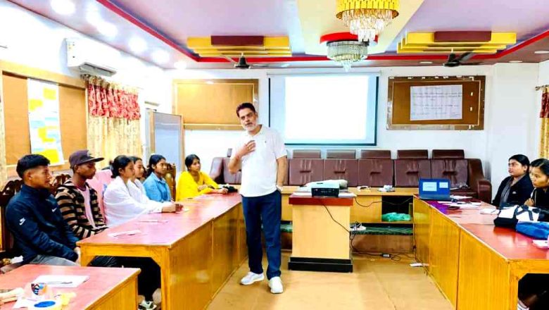 गुलरियामा जलवायु परिवर्तन र विपद् व्यवस्थापनसम्बन्धी दुईदिने तालिम सम्पन्न