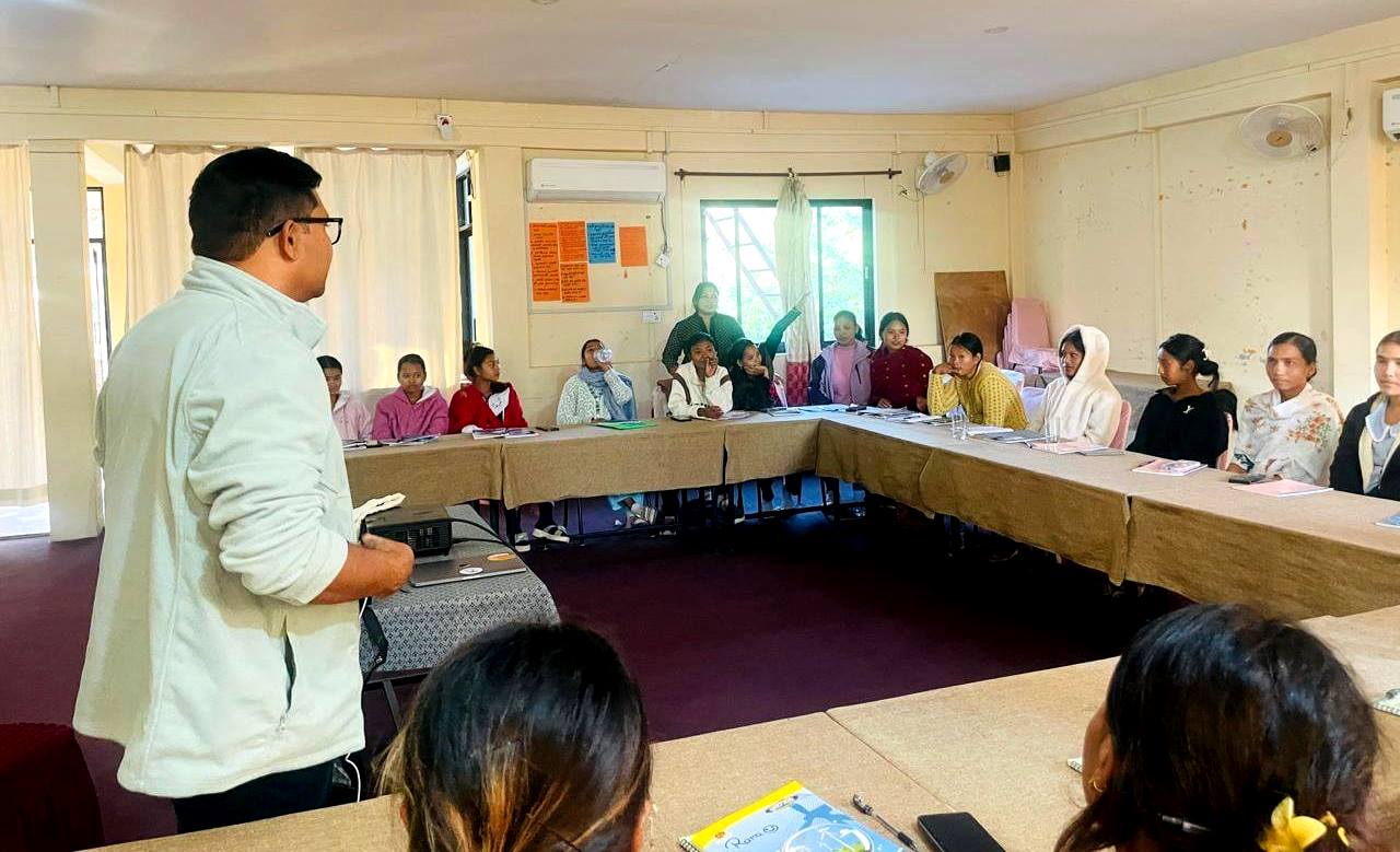 युवा महिलालाई वातावरणीय सचेतनाकालागि फोटो तथा भिडियोग्राफी तालिम