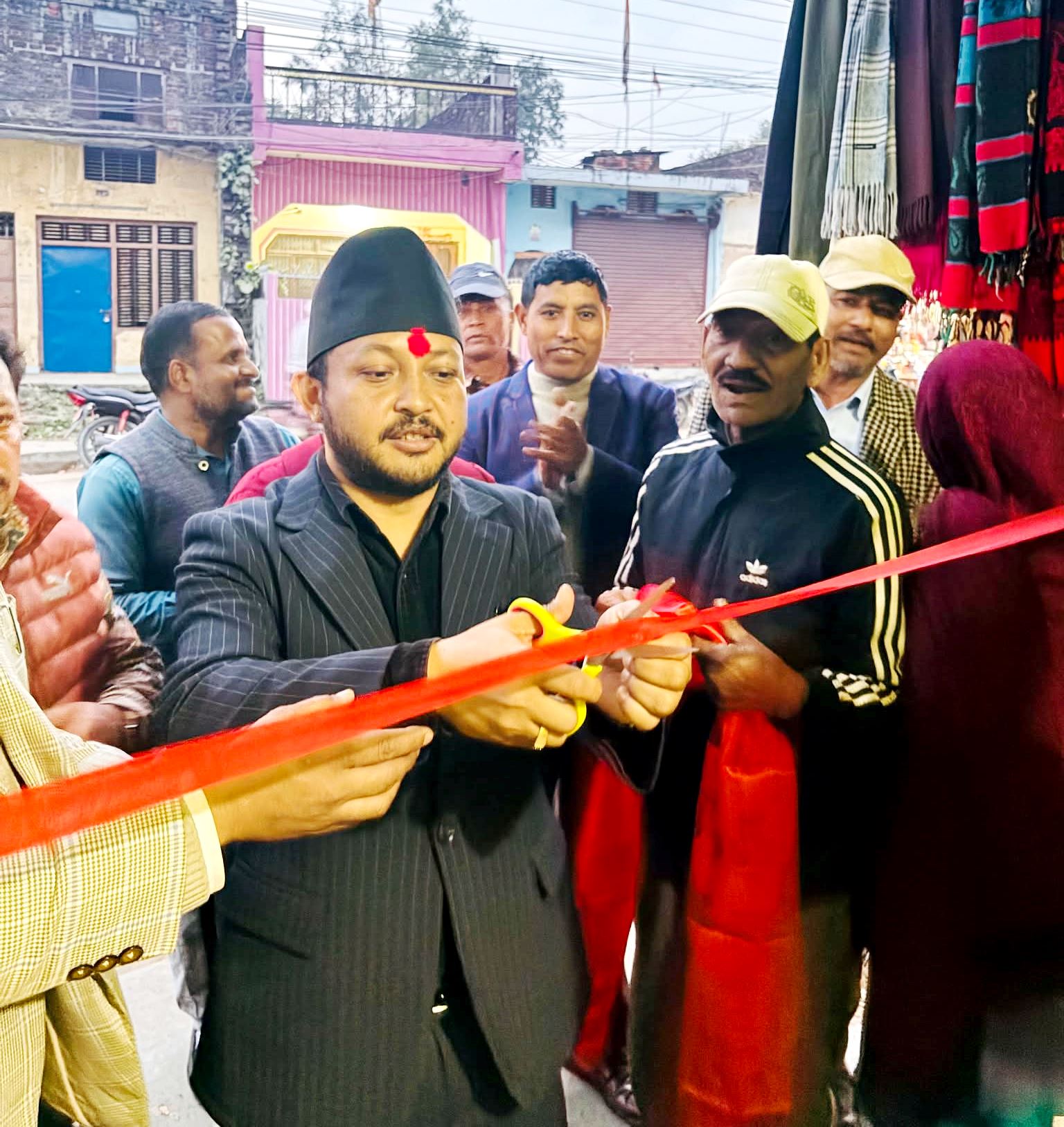 बाँके २ का नेकपाका उम्मेदवार दिपेन्द्र विष्टद्धारा वडावडामा चुनाव प्रचार प्रसार कार्यालय स्थापना