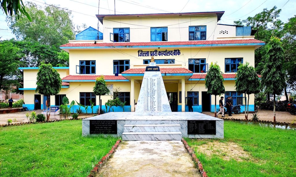 जबरजस्ती करणी र ज्यानमार्ने उद्योग दुबै कसुर गर्नेलाई प्रहरीले कडा कारवाही गर्ने