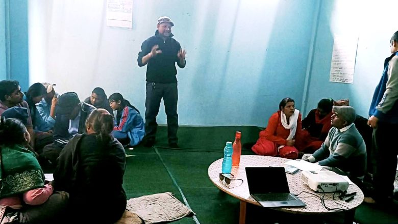 बर्दिया मधुबनमा बालअधिकार तथा मानव बेचबिखन नियन्त्रण सम्बन्धी अभिमुखीकरण