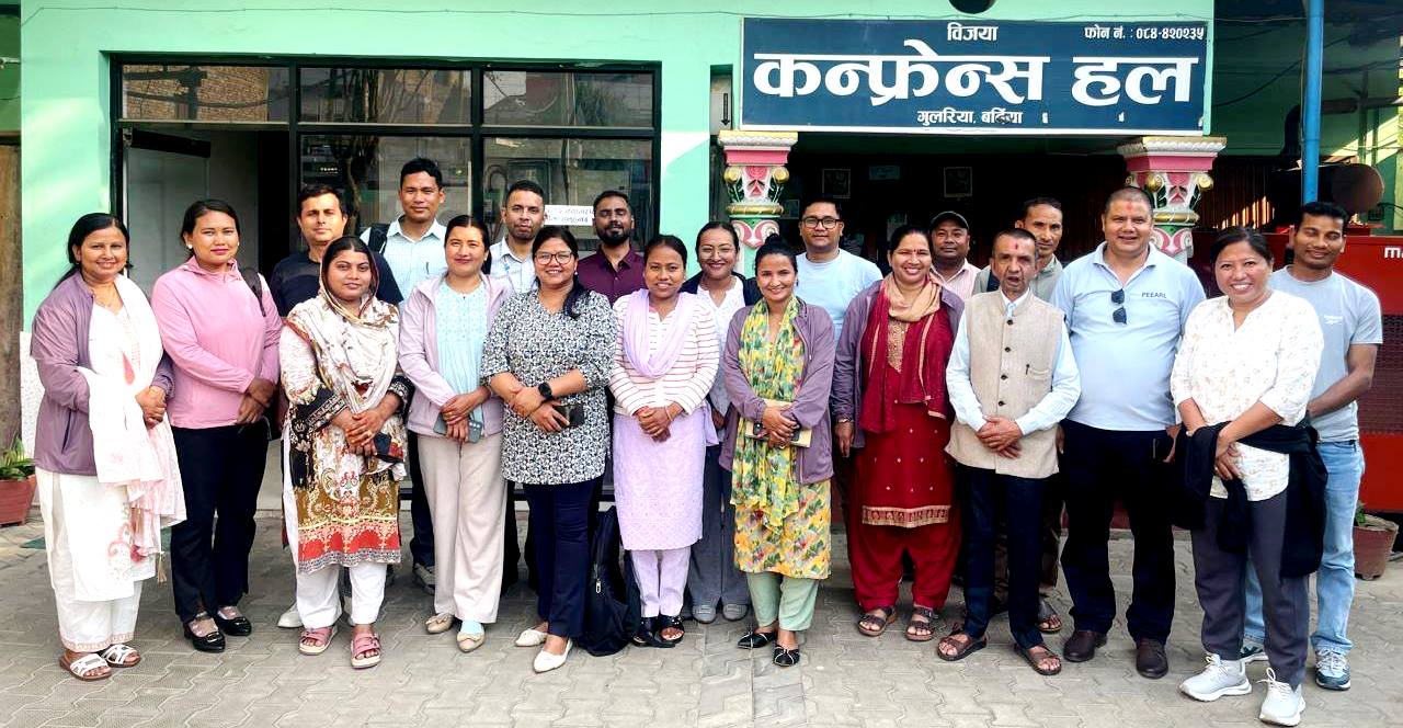 बालिका शसक्त परियोजनाको त्रैमासिक कर्मचारी बैठक गुलरियामा सम्पन्न