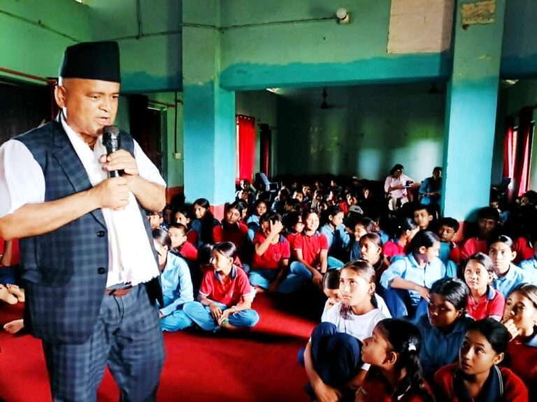 बर्दियाको मधुवनमा नगरपालिकामा लागुऔषध विरुद्ध सचेतना अभियान 